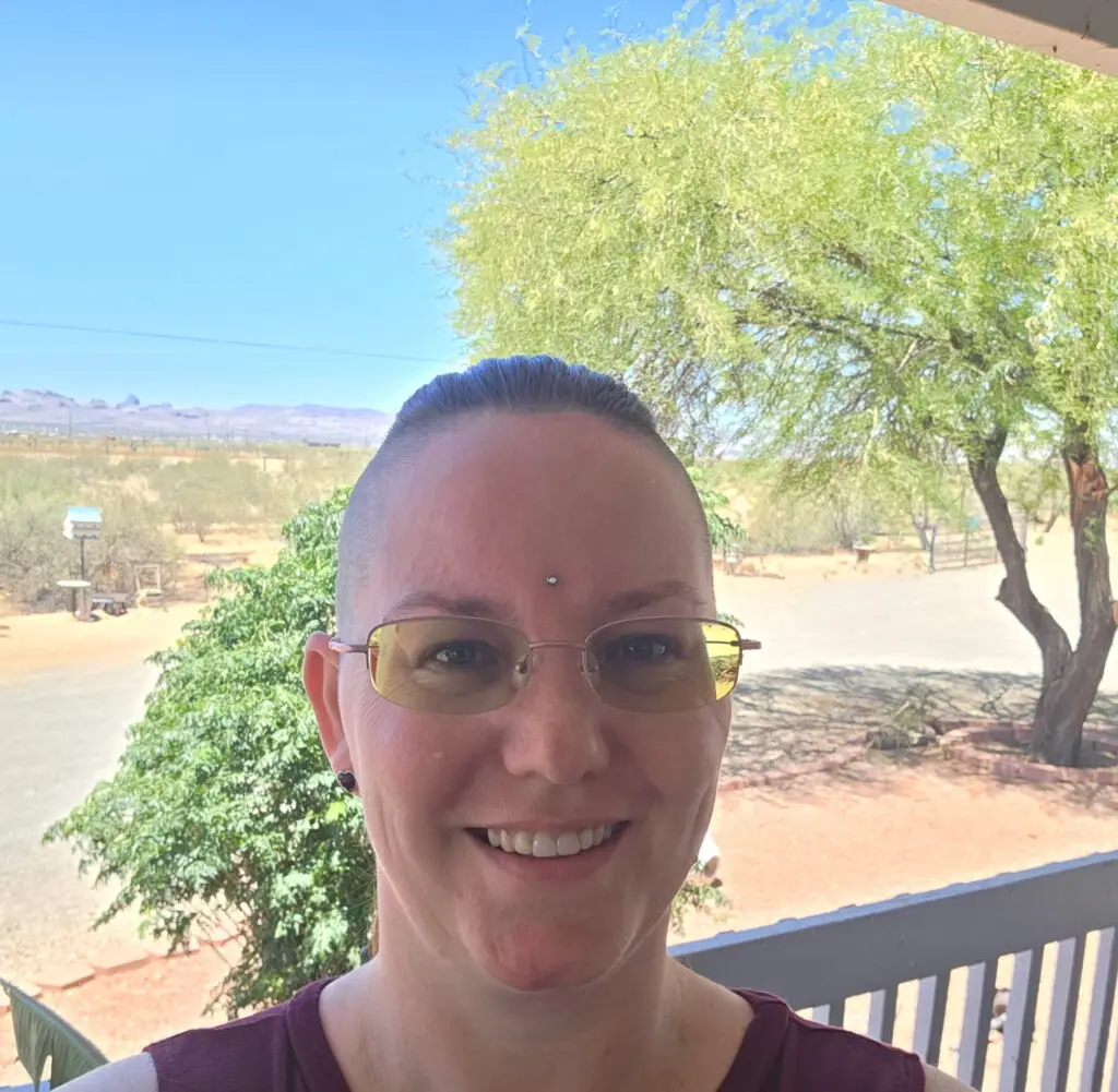 Lindsey on the front porch at the office in Arizona!